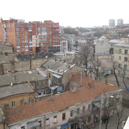 Мини Отель П88/1 Odessa Extérieur photo