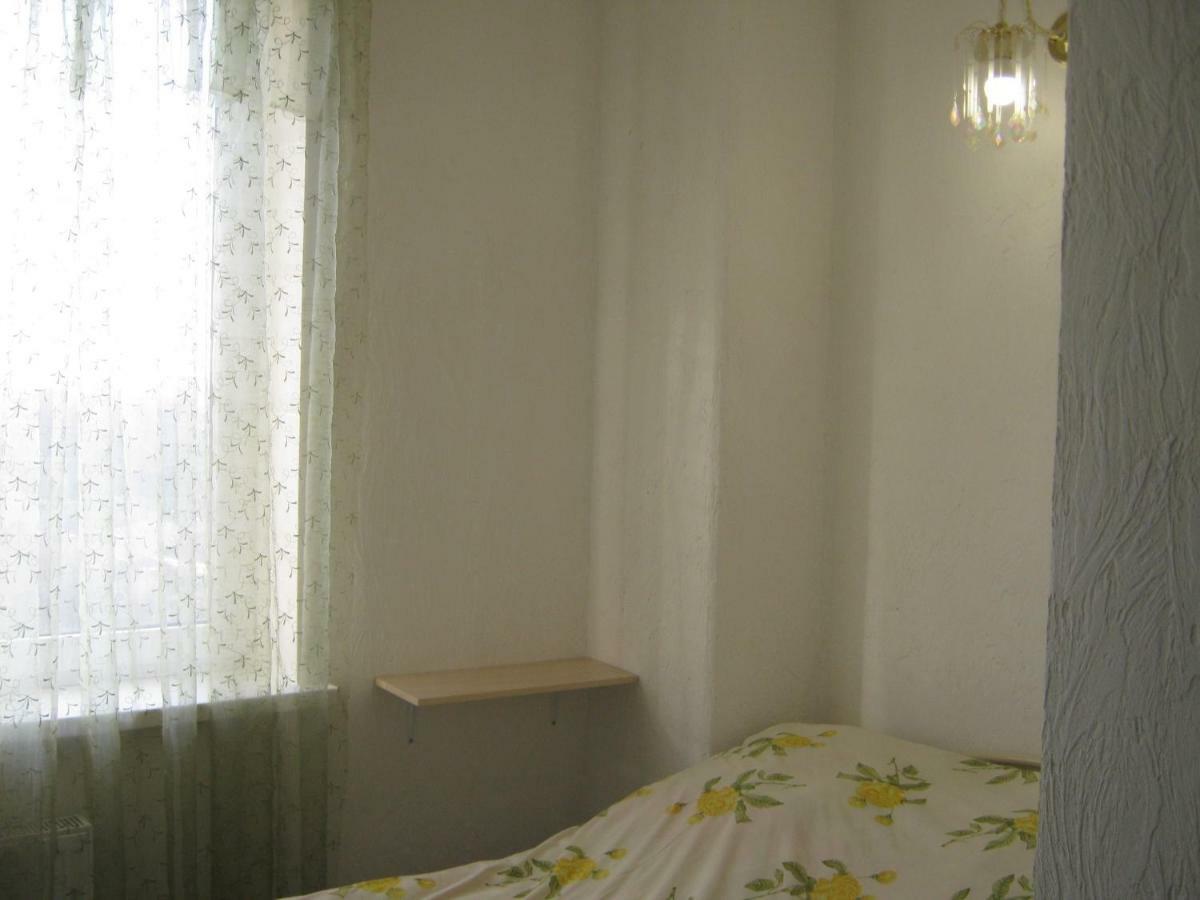 Мини Отель П88/1 Odessa Extérieur photo