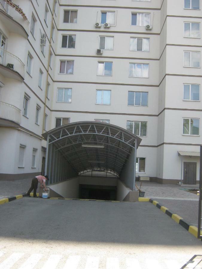 Мини Отель П88/1 Odessa Extérieur photo